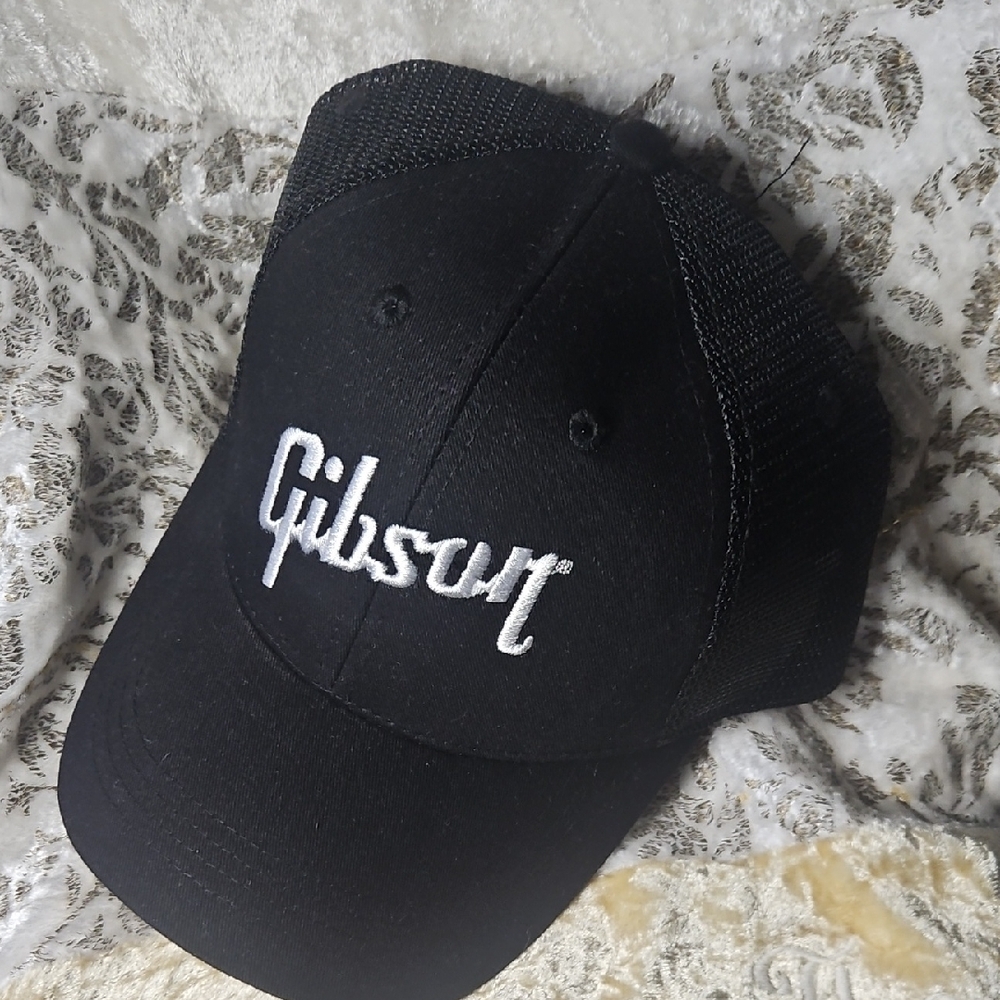 Gibson Black Trucker Hat